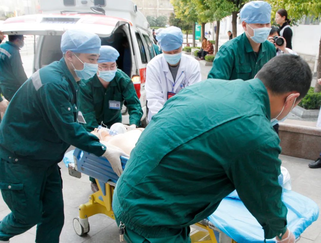 1694925782136255.jpg 640.jpg